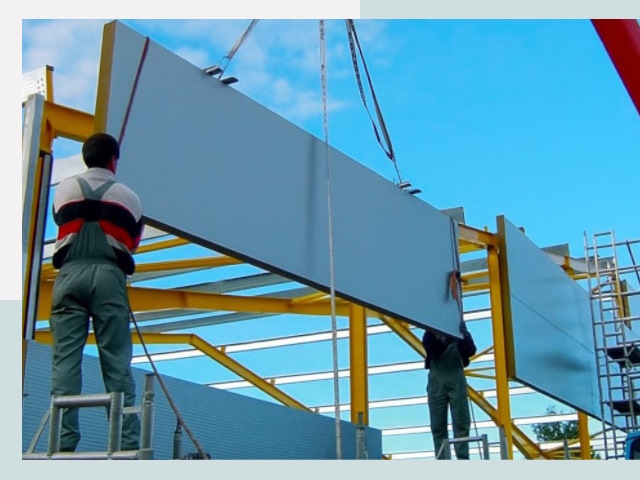 Монтаж сэндвич-панелей в Кушве от 616 руб.